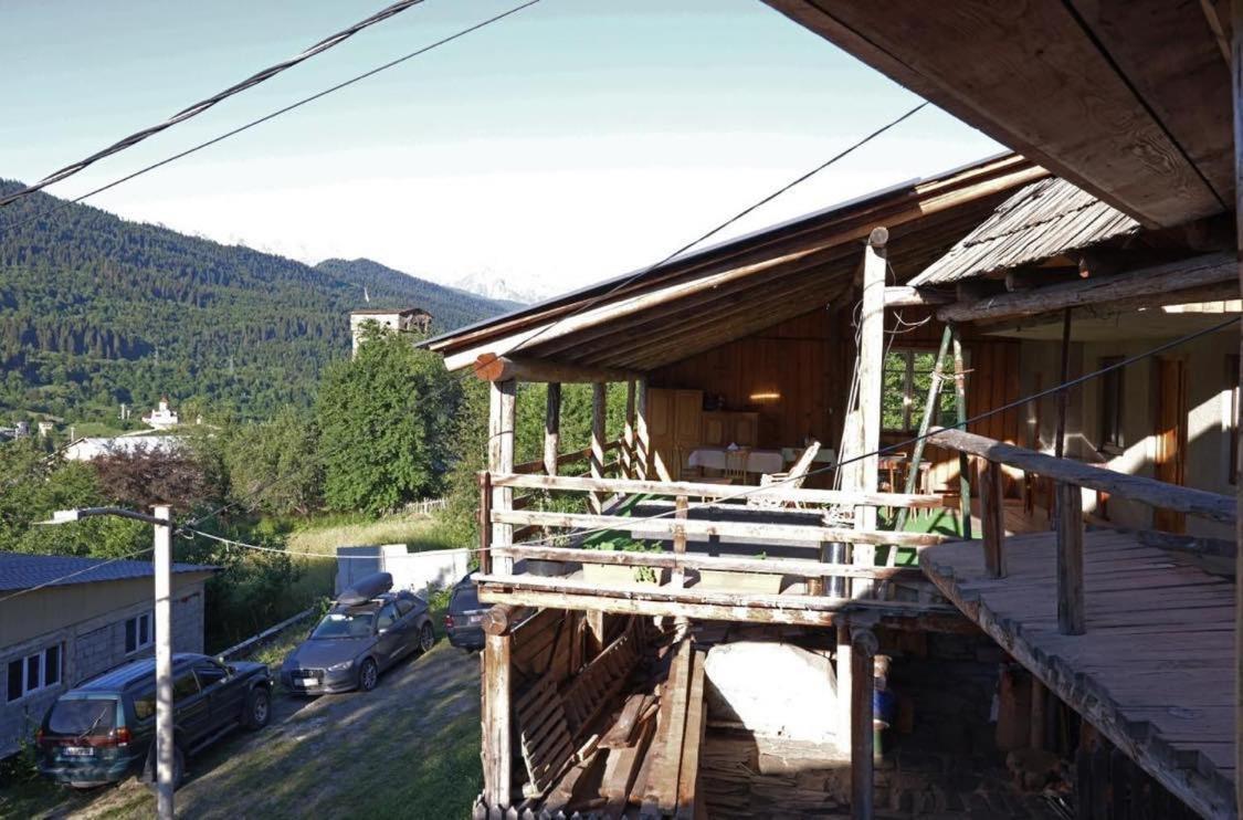 Mestialux Guesthouse Eksteriør bilde