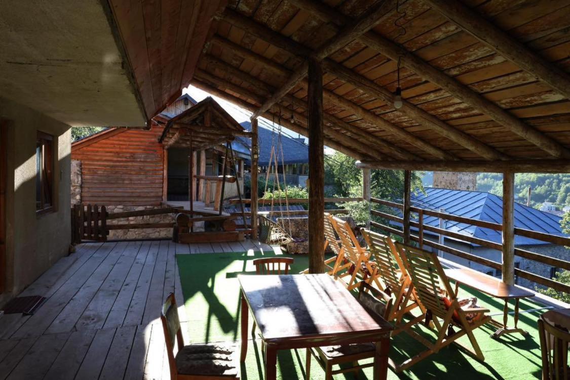 Mestialux Guesthouse Eksteriør bilde